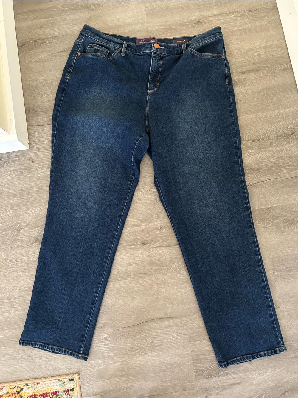 Gloria Vanderbilt Women’s Amanda Jeans - 18W